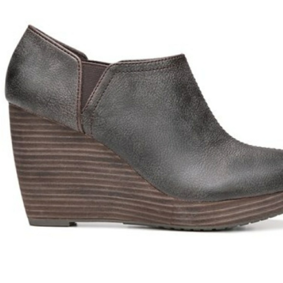 wedges with memory foam